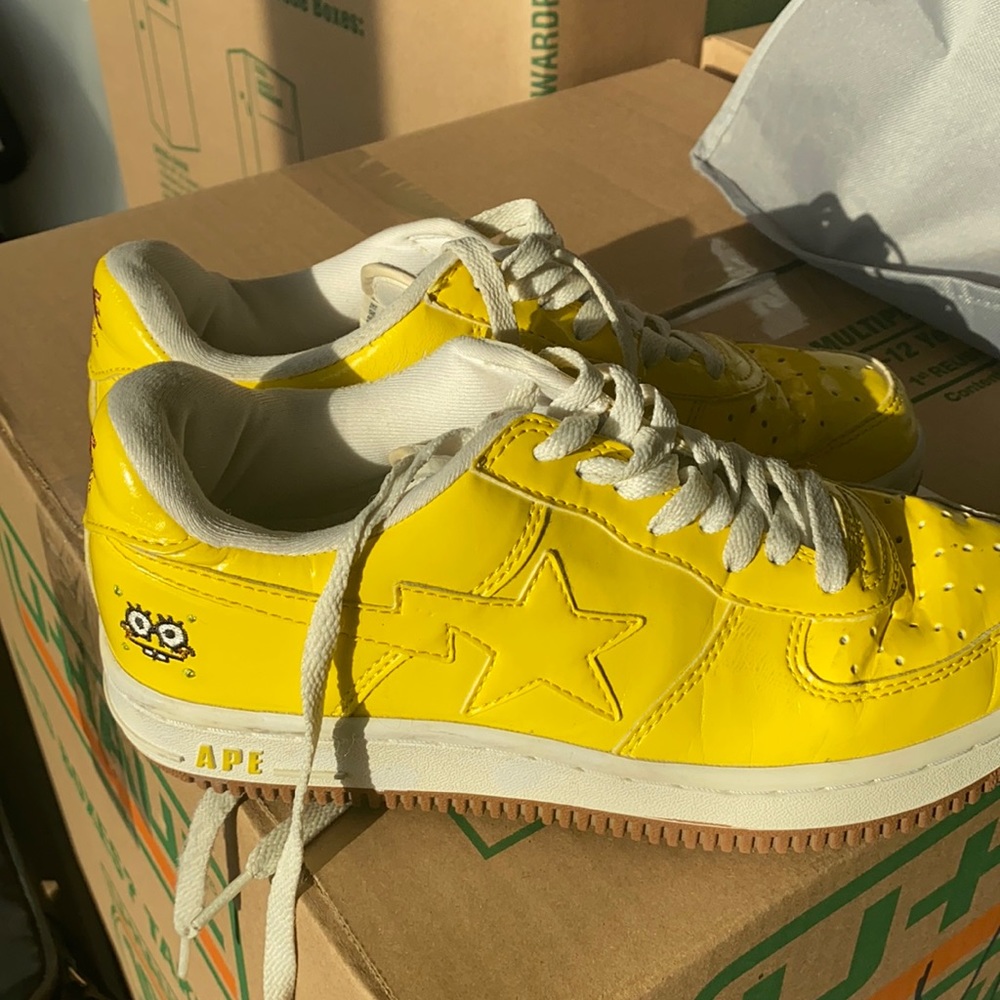 A BATHING APE x Sponge Bob Bapesta Sneaker Shoes
